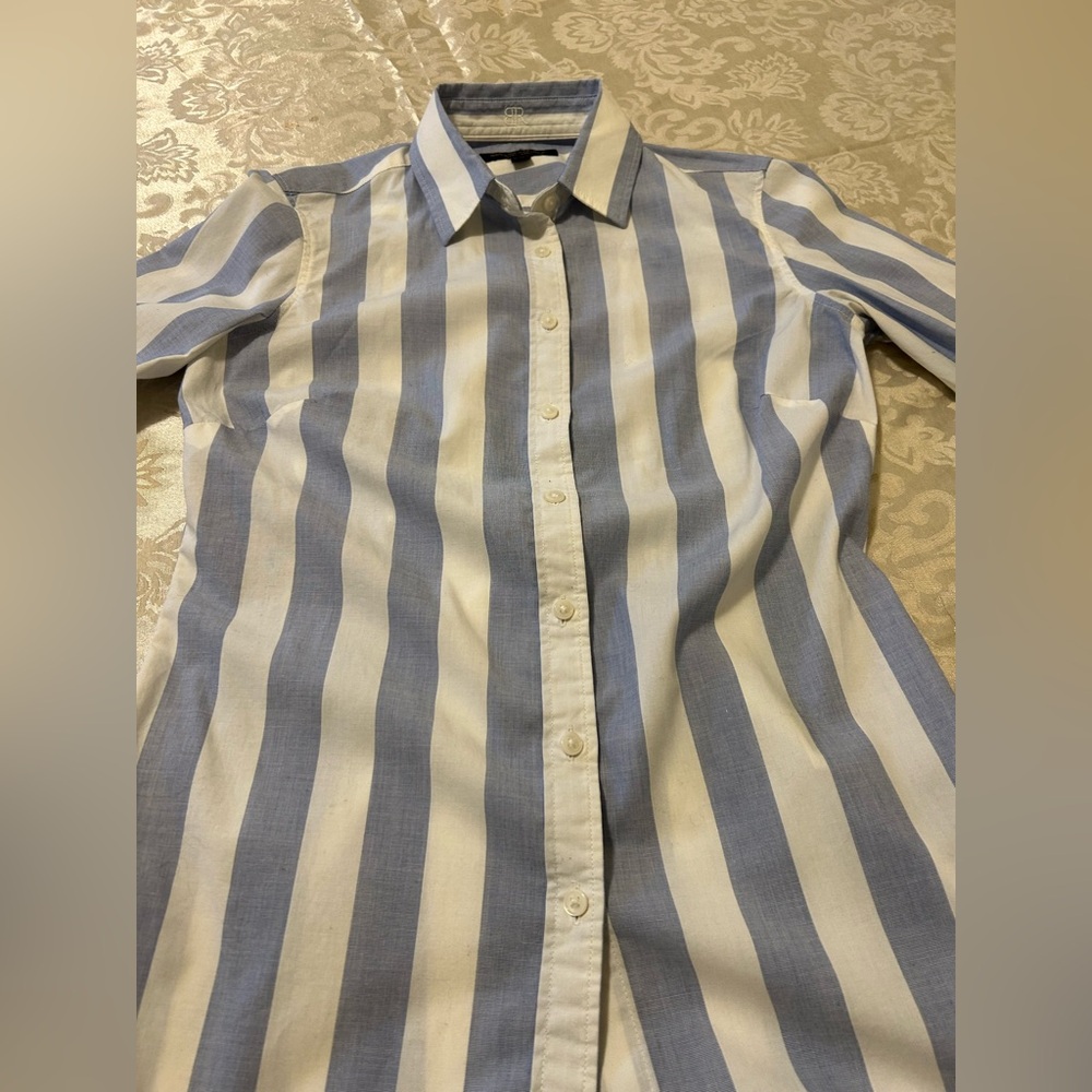 Banana Republic Blue and White Casual Shirt